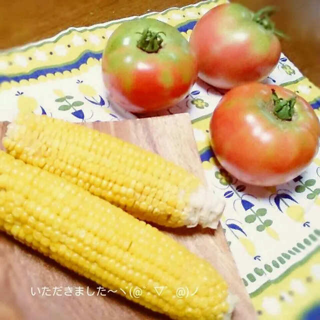 もぎたての茹でとうもろこし＆トマト|シェリリンさん