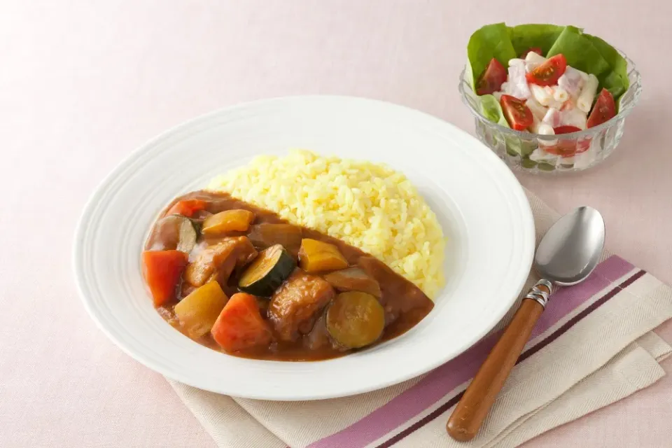 夏野菜のチキンカレー|ハウス食品さん