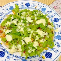 My overloaded burrito/pizza|Ysabel Carballoさん