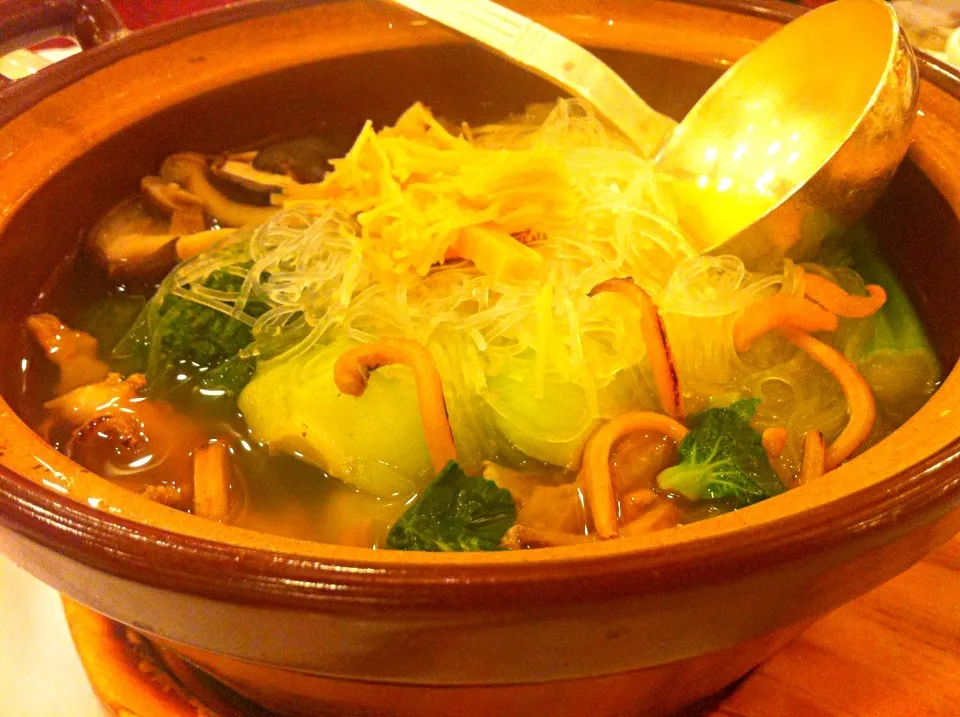 Poached mixed vegetables with conpoy in broth|skyblueさん