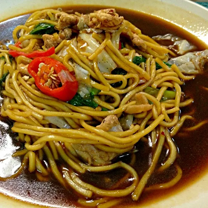 Snapdishの料理写真:Wet Fried Mee|angela angieさん