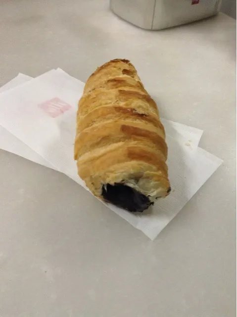 Snapdishの料理写真:Cannolo al cioccolato|giacomo liさん