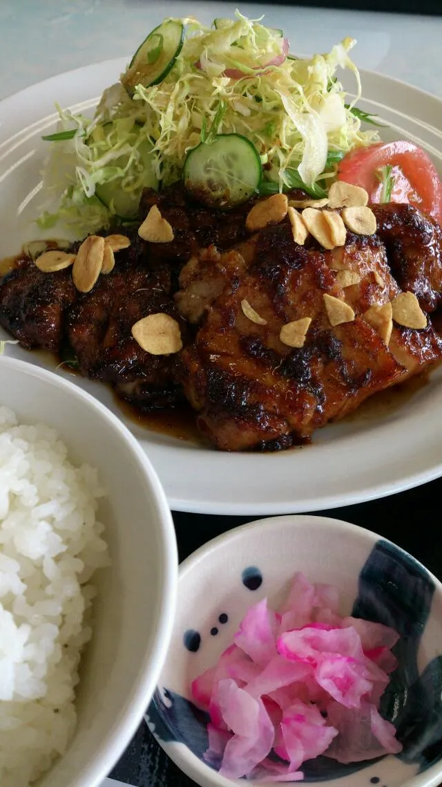 ゴルフ場のオススメ豚焼き定食|うめロクさん