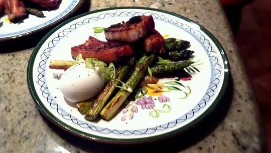 Seared miso roasted pork belly and pan roasted asparagus with miso onion butter and egg.|Morgan Howellさん