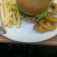 Snapdishの料理写真:hamburgers!!|andyさん