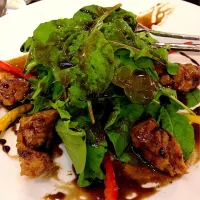 Snapdishの料理写真:Yummy rocket salad with Italian sausage|nuj kiangsiriさん