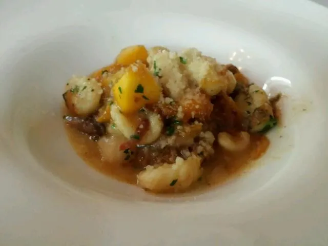 peach gnocci pasta|Mathew Haugenさん