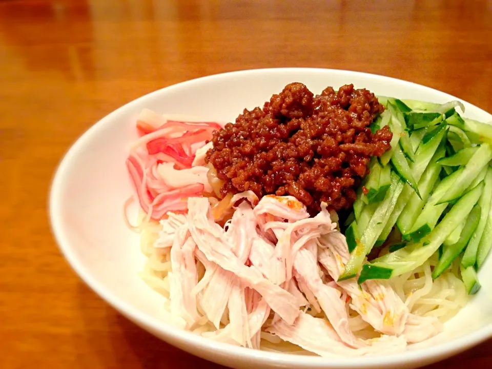 Snapdishの料理写真:冷やし汁なし担々麺|もーりなーとさん