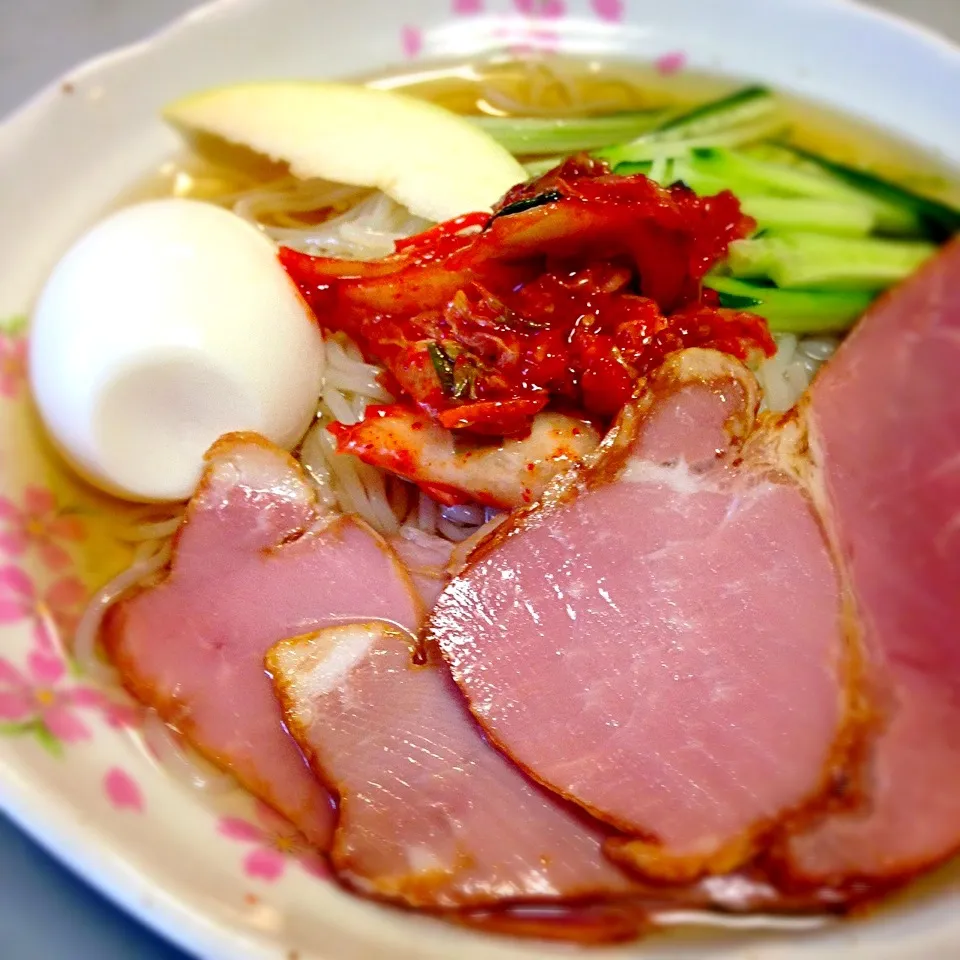 冷麺、、、なんか物足りないからラーメンでも食うか|Keitaさん