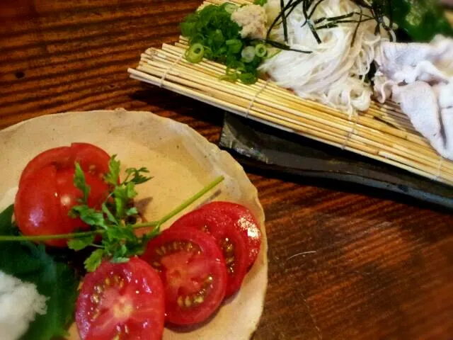 自家栽培のフルーツトマトと豚しゃぶ素麺♪|南風さん