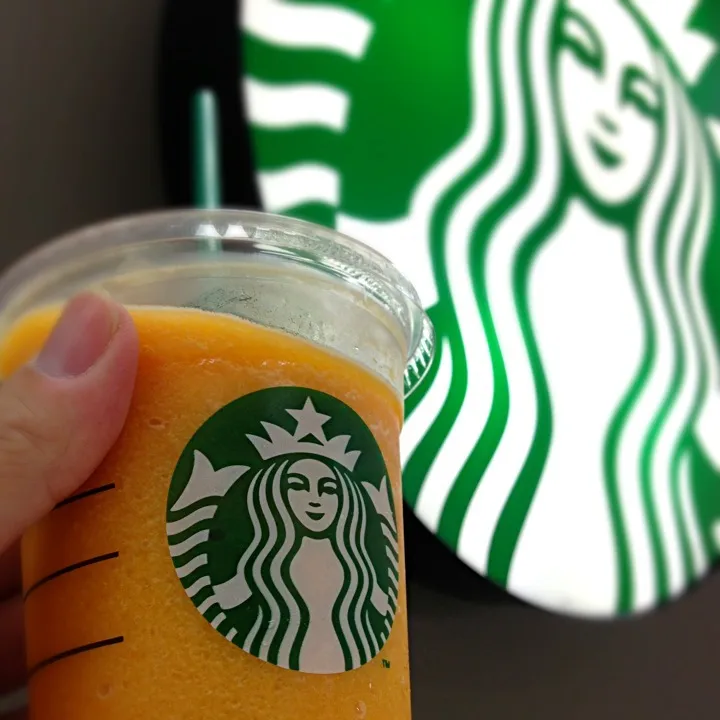 mango passion tea frappuccino|hirotomoさん