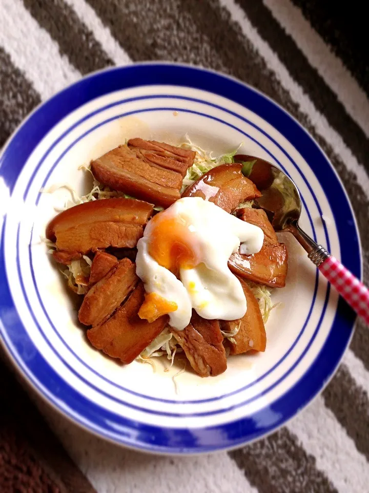 Snapdishの料理写真:角煮丼♡|ぶーさん