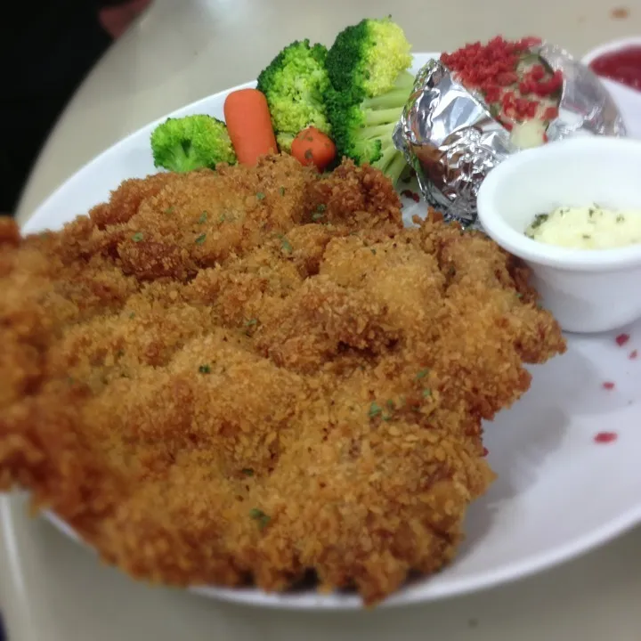 Breaded chicken chop. ^^|해리さん