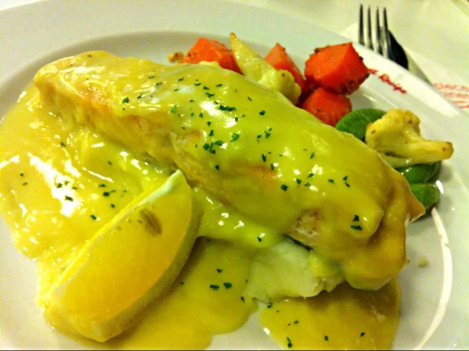 Salmon steak with mustard sauce|ilsphet del marさん