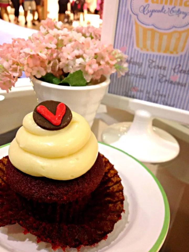 Snapdishの料理写真:Red Velvet cupcake|prissyさん