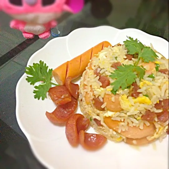 Fried rice with chinese sausage and vienna sausage|🍴melody🍛🎶さん