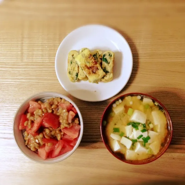 トマト納豆と大葉卵|さたーすさん