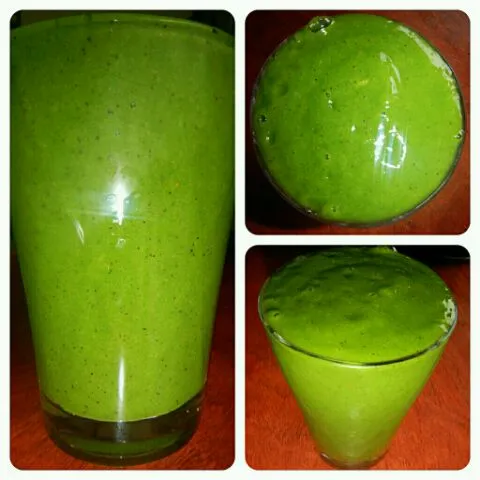 Snapdishの料理写真:Green Smoothie ~ melon'kiwi'greenmustard'mango|Asti 🌸🌸さん