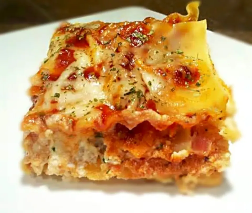 Snapdishの料理写真:Uncle Gary's Gourmet Candied Jalapeño BBQ chicken lasagna|Gary Langerさん