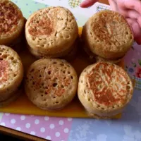 Snapdishの料理写真:crumpets!|sianさん