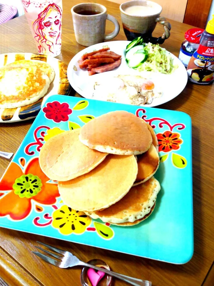 ハワイのパンケーキの粉貰ったので山笠みた後は朝からパーティ❤|さくたえさん