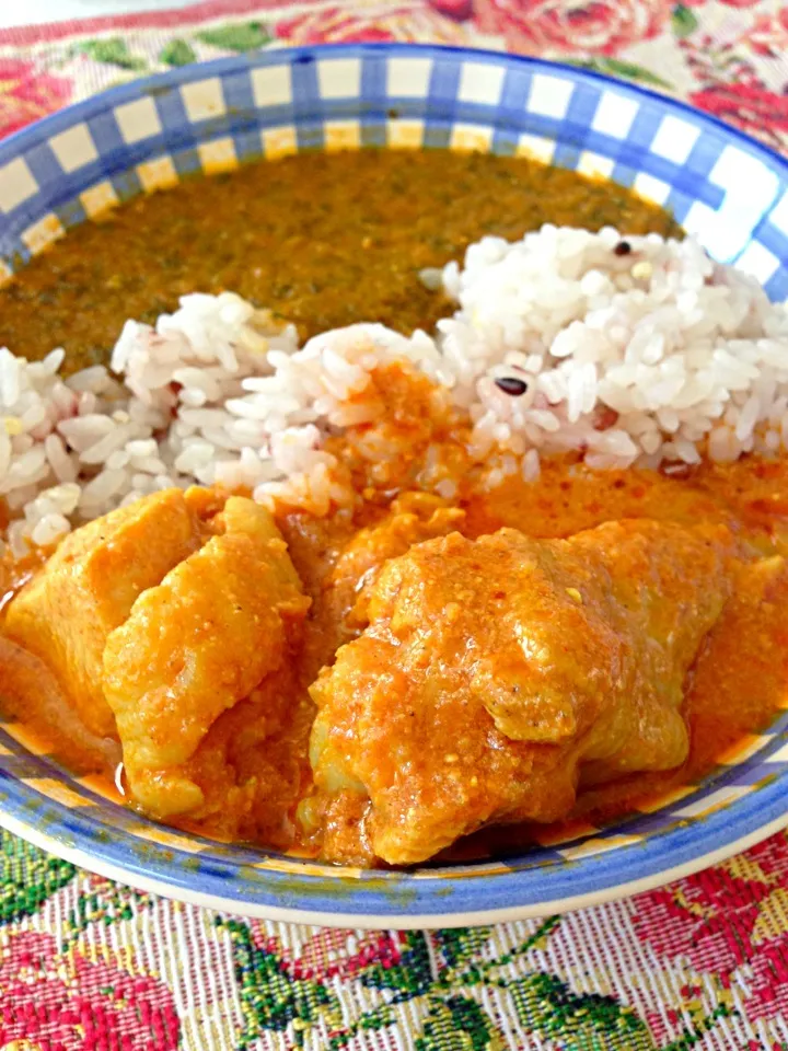 チキンカレーとほうれん草カレー|KEIKOさん