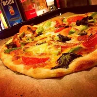 Snapdishの料理写真:【コネない生地】アボカドマルゲリータ Margherita di Avocado