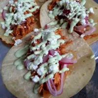 Snapdishの料理写真:chicken tinga tacos!|chefchin0さん