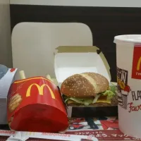 Snapdishの料理写真:マクドナルド|日比彰さん