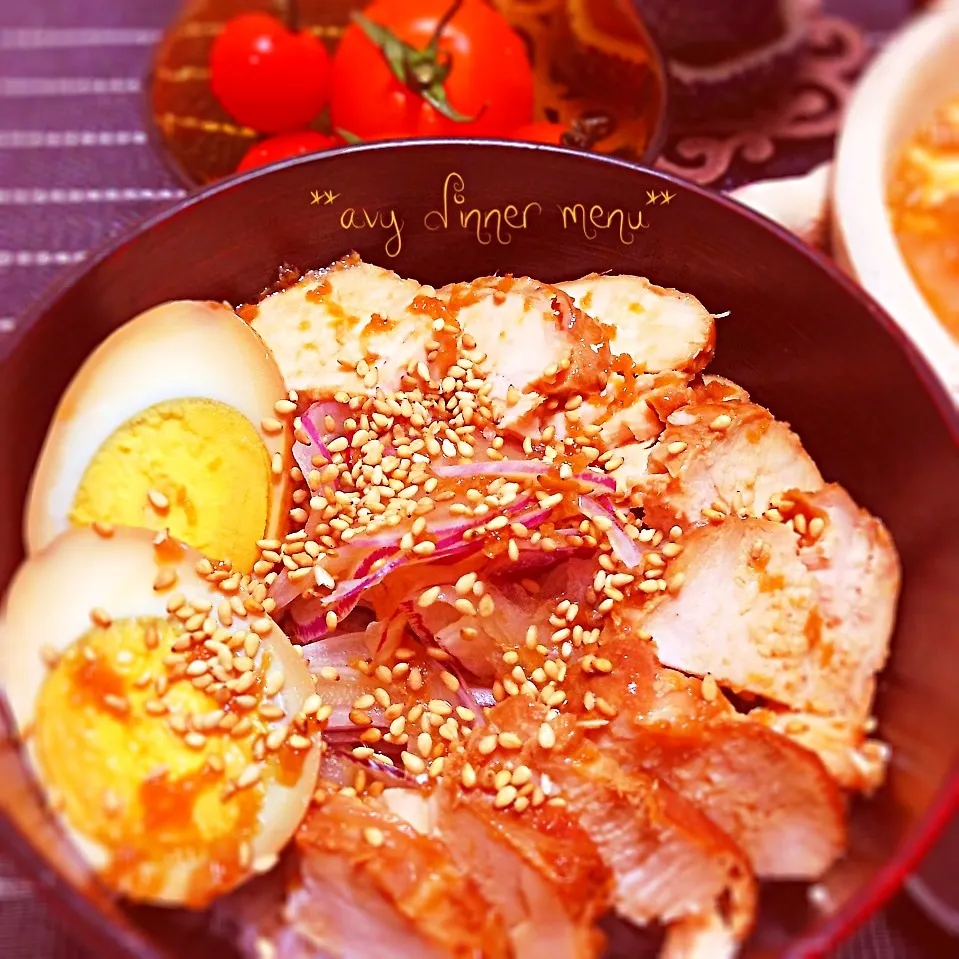 naru♡ちゃんの٩̋(๑˃́ꇴ˂̀๑)自家製鶏胸肉で簡単チャーシュー！丼作りました(*´艸`)|avyさん