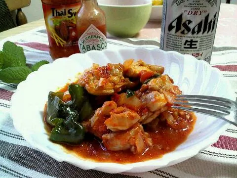 トマト缶で鶏もも肉の煮込み~
辛さはお好みで&♪|cookさん