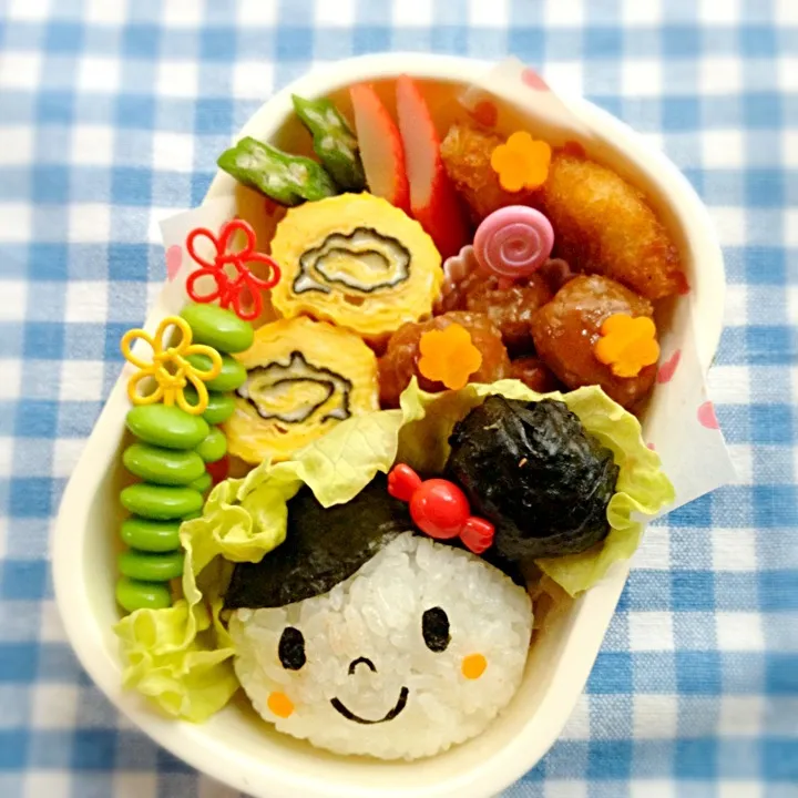 Snapdishの料理写真:女の子おにぎり弁当♡|chihoさん