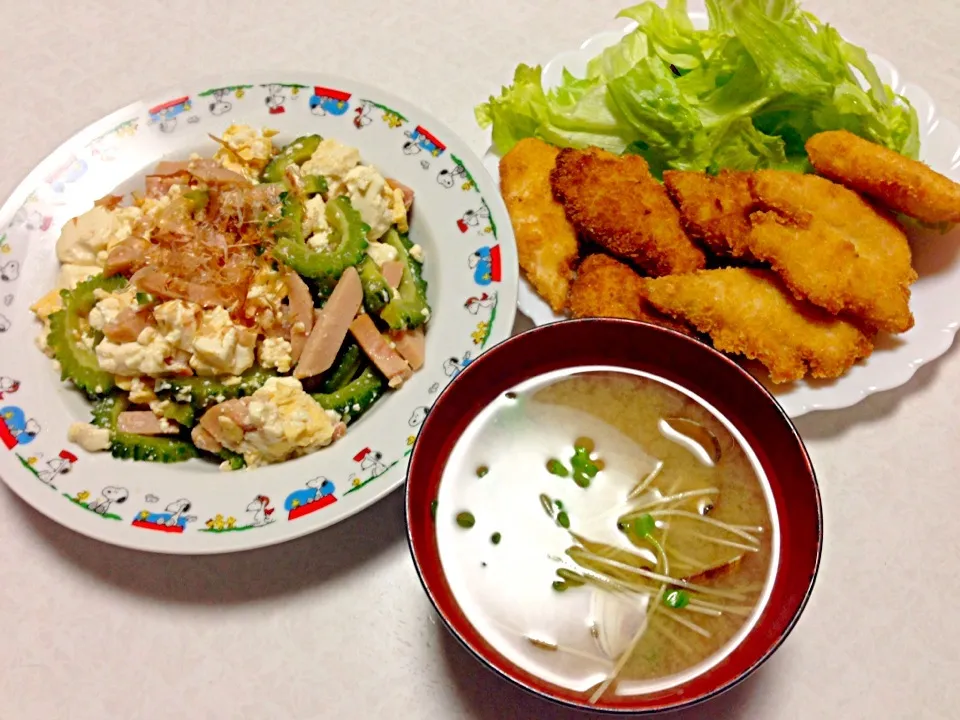 ゴーヤチャンプルー  ササミのフライ  あさりのお味噌汁 カイワレ入り|嶋田 美希さん