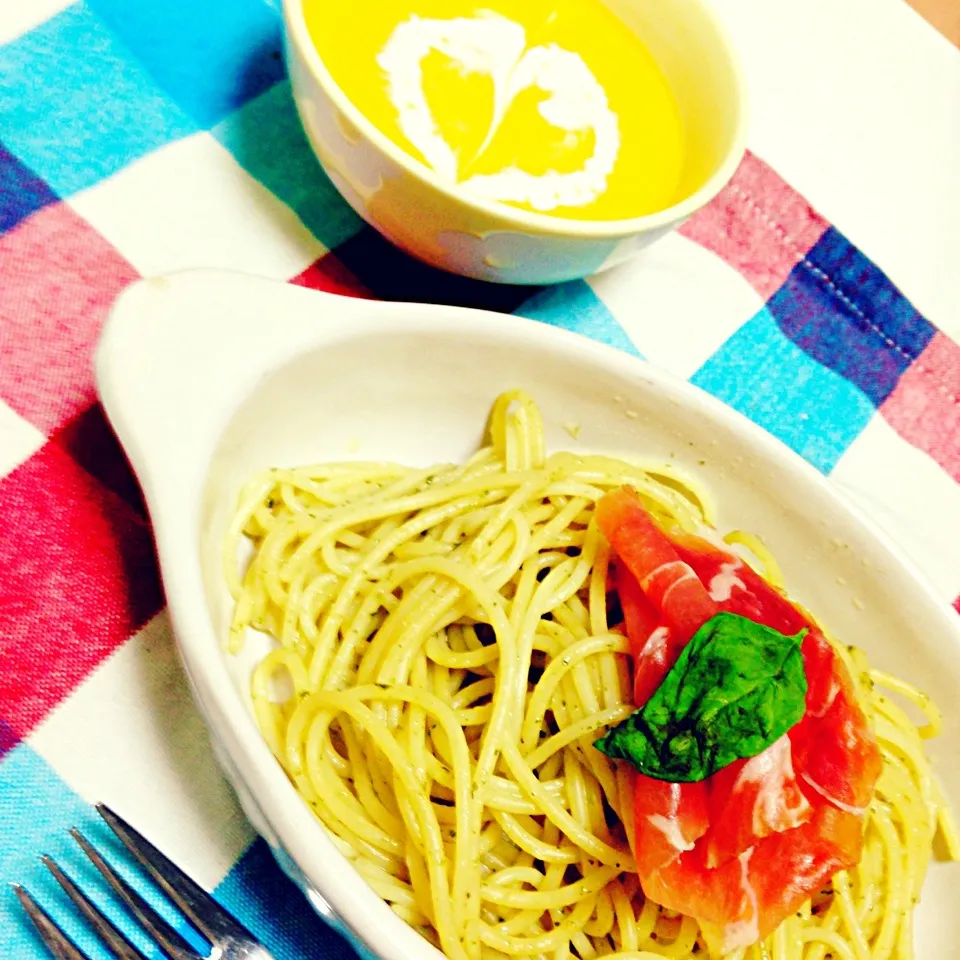 Spagheti genovés y sopa de calabaza|wiggyさん