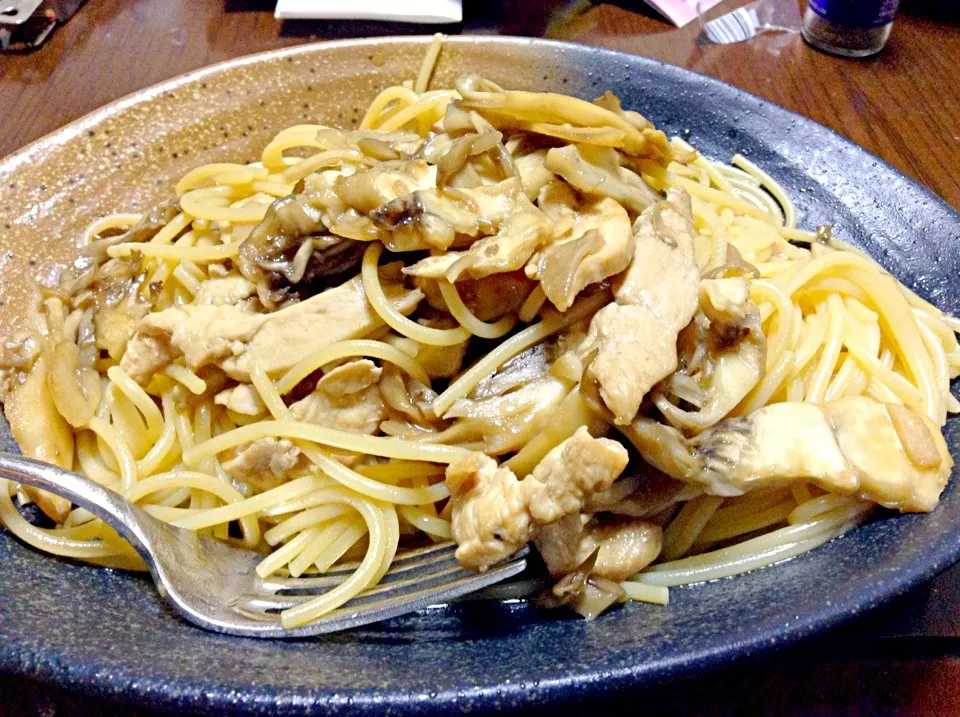 和風舞茸パスタ|はまさん