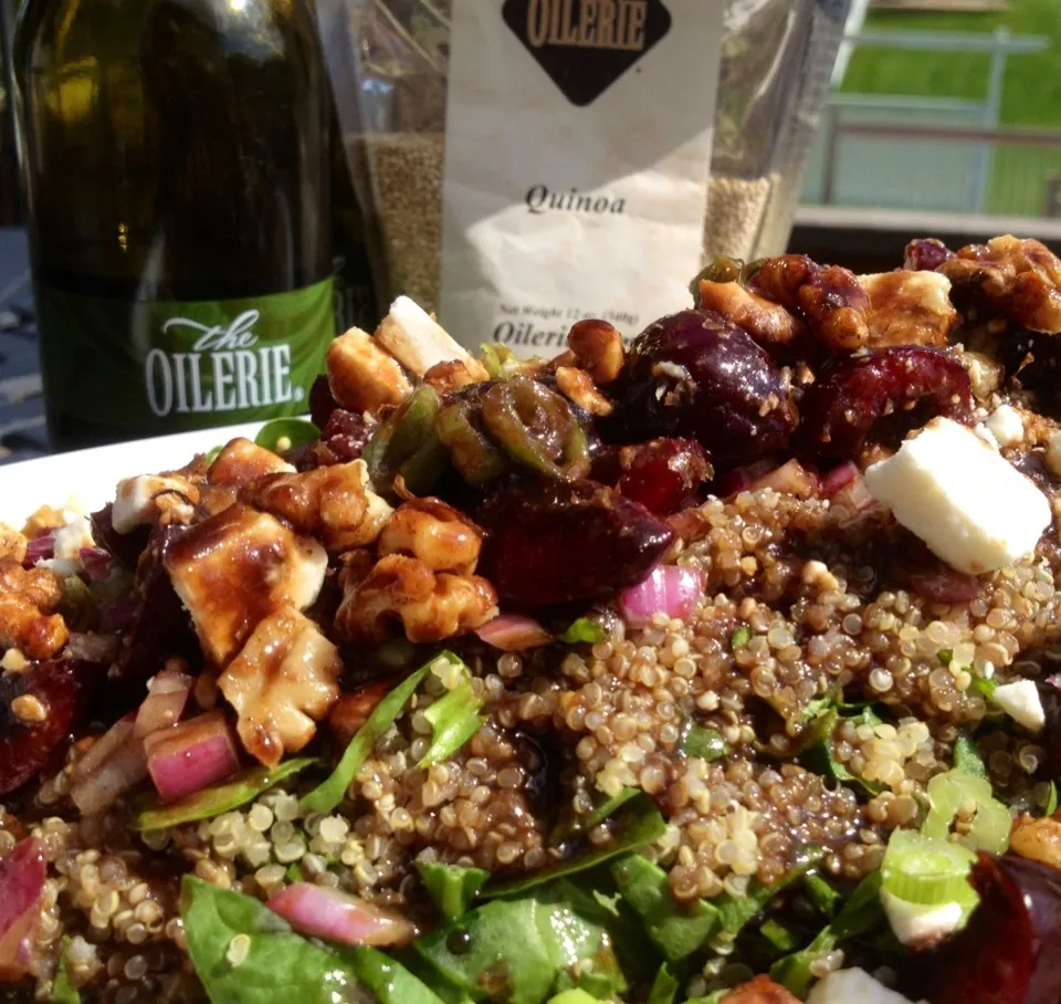 Quinoa Salad with cherry balsamic|peggy waldonさん