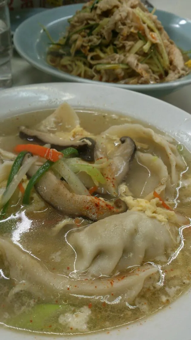 【渋谷 兆楽】胡麻だれ肉冷し、餃子スープ|うめロクさん