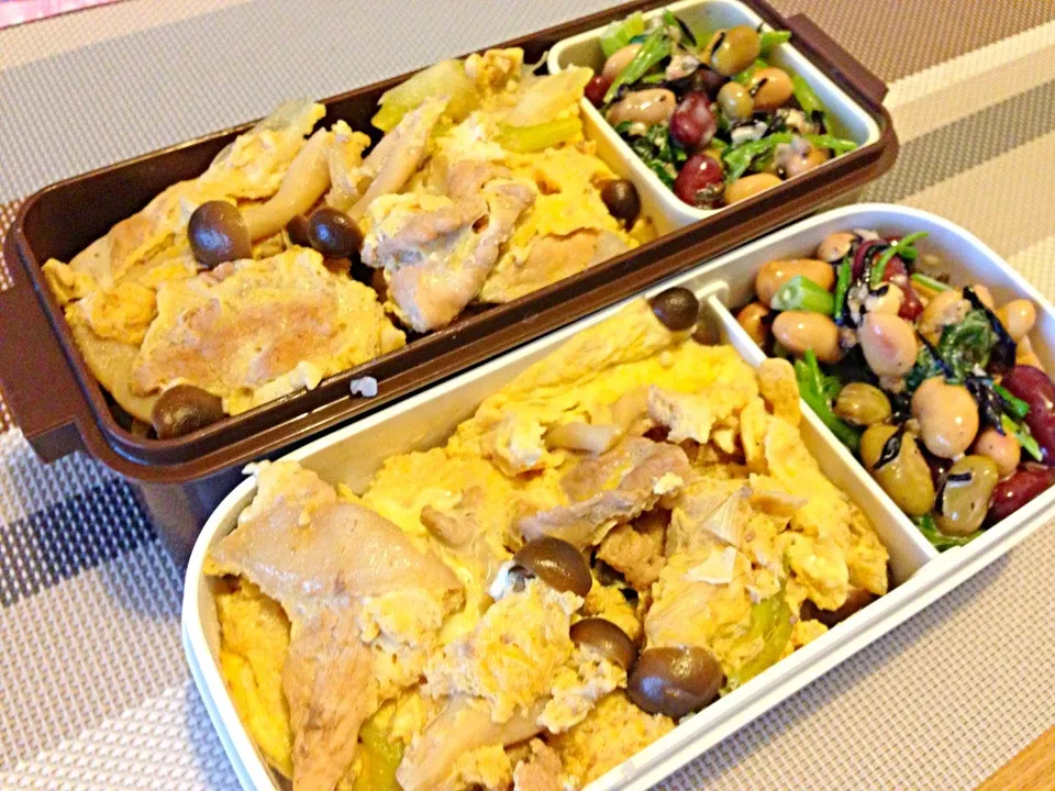 Snapdishの料理写真:豚肉卵とじ丼、ほうれん草とひじきと豆のサラダ|ウサコさん