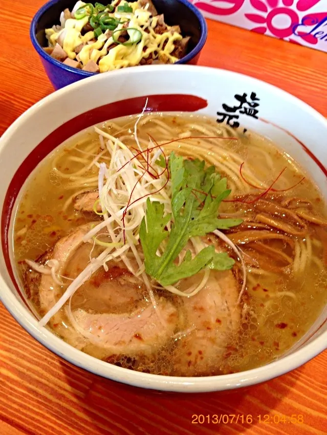 塩ラーメン ミニチャーマヨ丼  塩元帥|るみおんさん