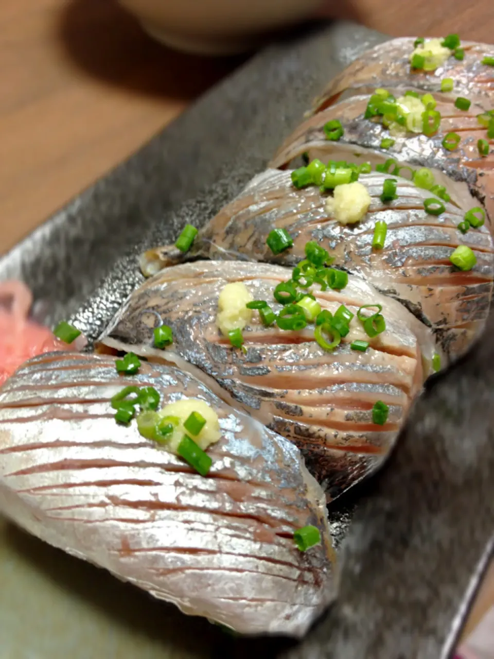 お魚屋さんのお寿司❤鯵の握り🐟Sushi of horse mackerel|Minia♥️さん