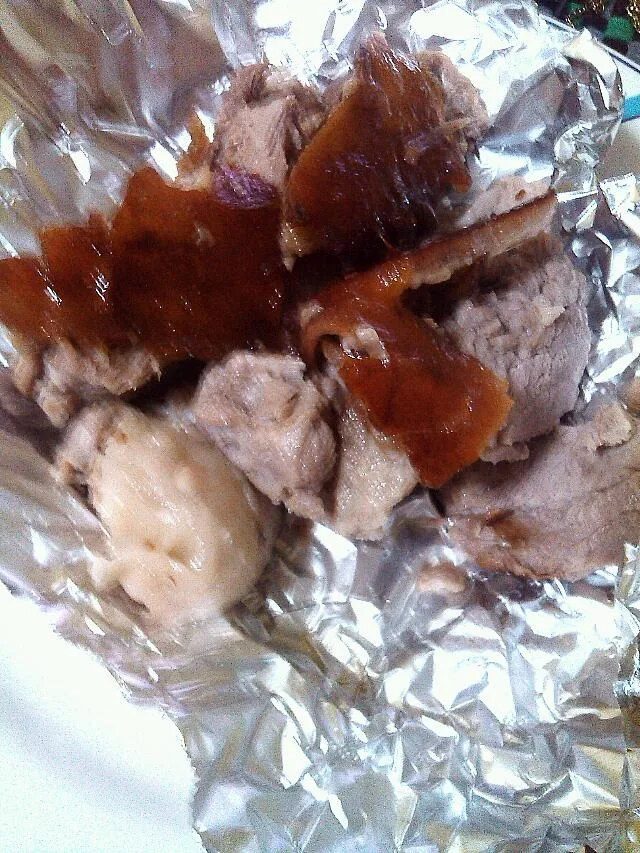 Snapdishの料理写真:lechon|charisse de castroさん