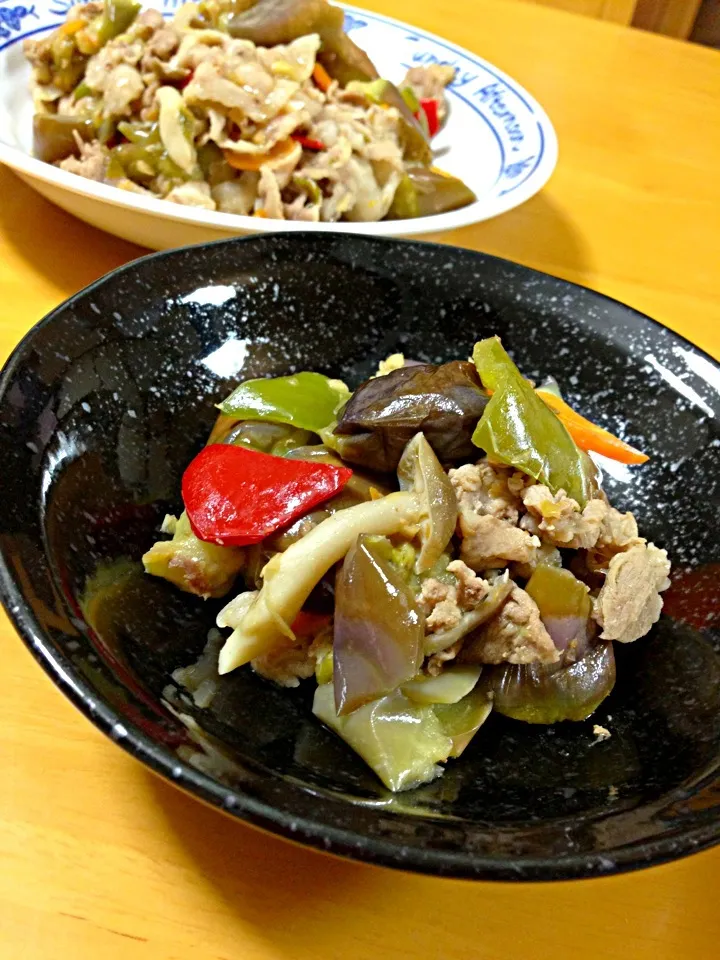 万能中華みそで☝豚肉と赤ナスの野菜たっぷり味噌炒めʕ•̫͡•ʔ♬✧|かよさん