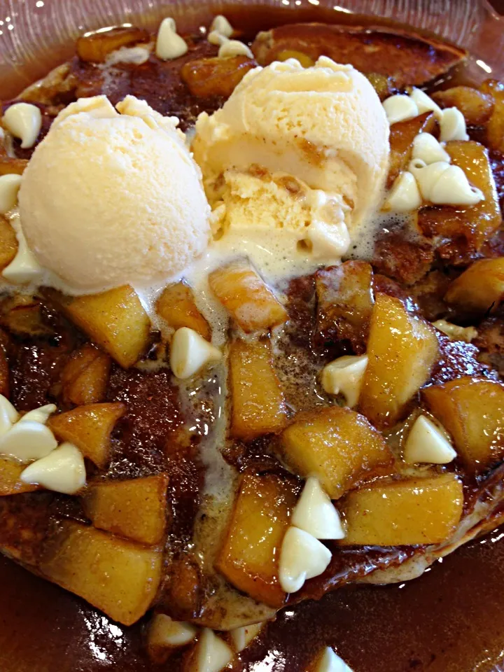 Caramel Apple a la mode whole wheat pancakes|Ray Quirolgicoさん