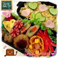 Snapdishの料理写真:チャーハン弁当❤٩(๑❛ᴗ❛๑)۶❤|wakameさん