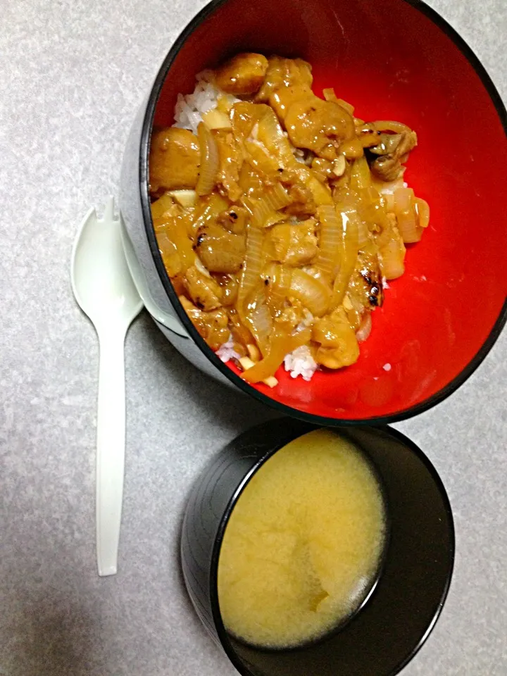 焼き鳥丼|うるしちかさん