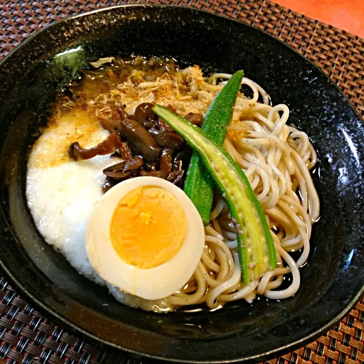 Snapdishの料理写真:長芋＆シメジの佃煮のオクラ煮卵添え蕎麦|よ～さん