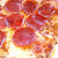 Snapdishの料理写真:Pepperoni Pizza|Candyさん