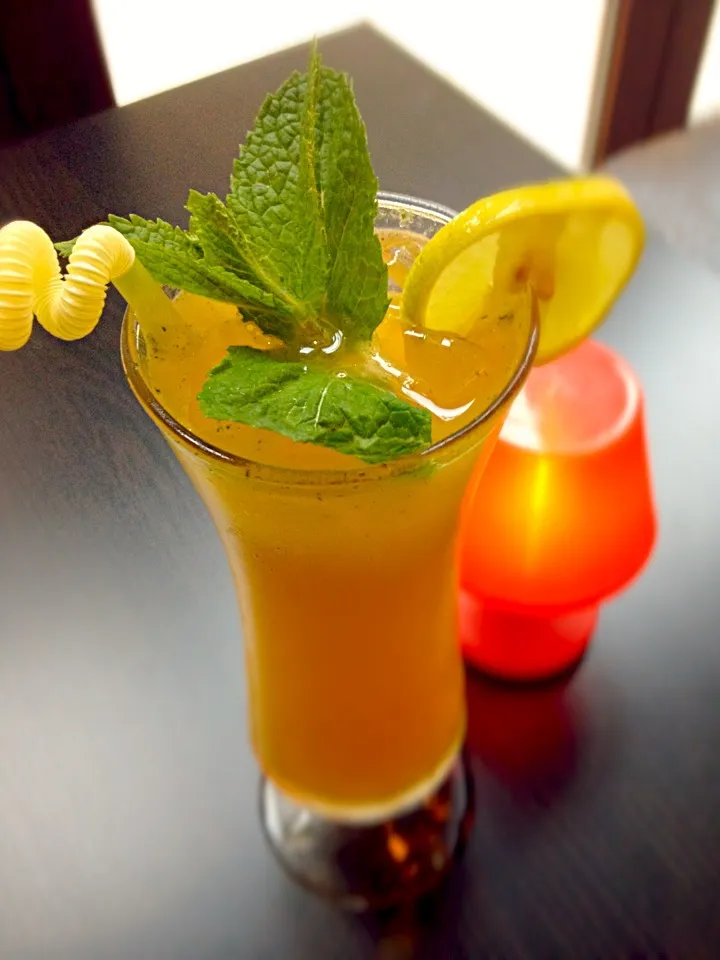 Snapdishの料理写真:Mango Cooler|Queenさん