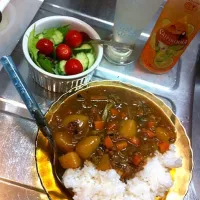 Snapdishの料理写真:夏野菜カレー！|成田早苗さん