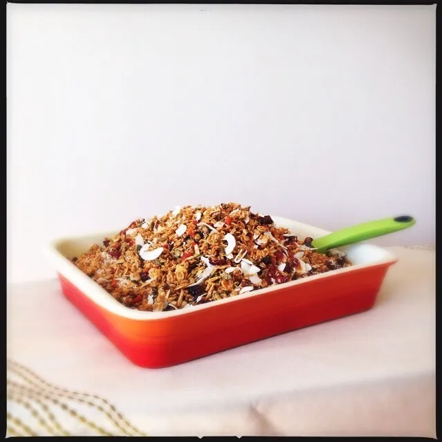 One more shot of our delicious granola!|Sharing Plates blogさん